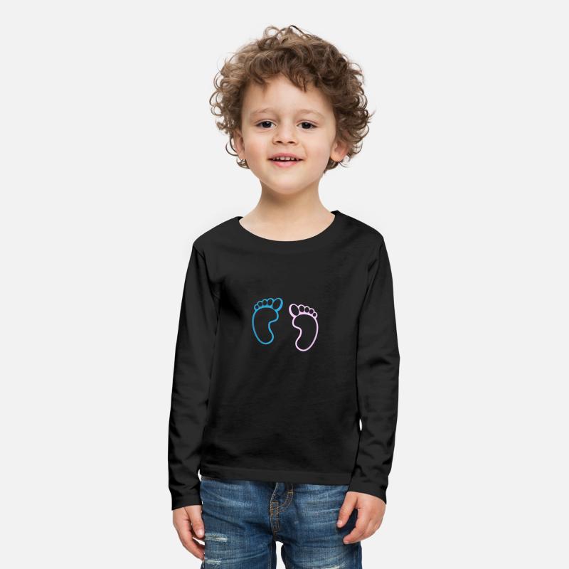 Baby feet silhouette