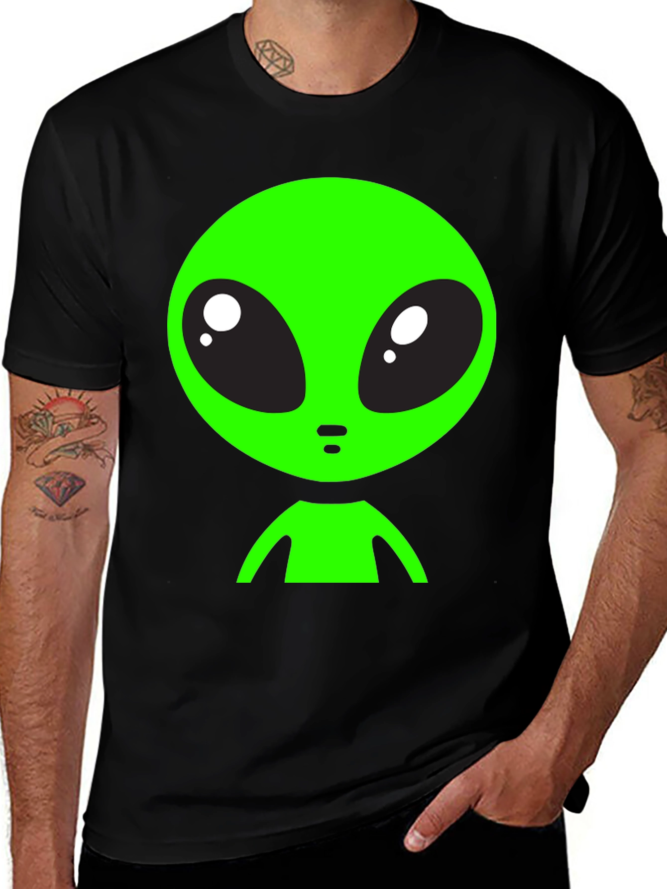 Alien Graphic Tee - Black Crew Neck T-Shirt