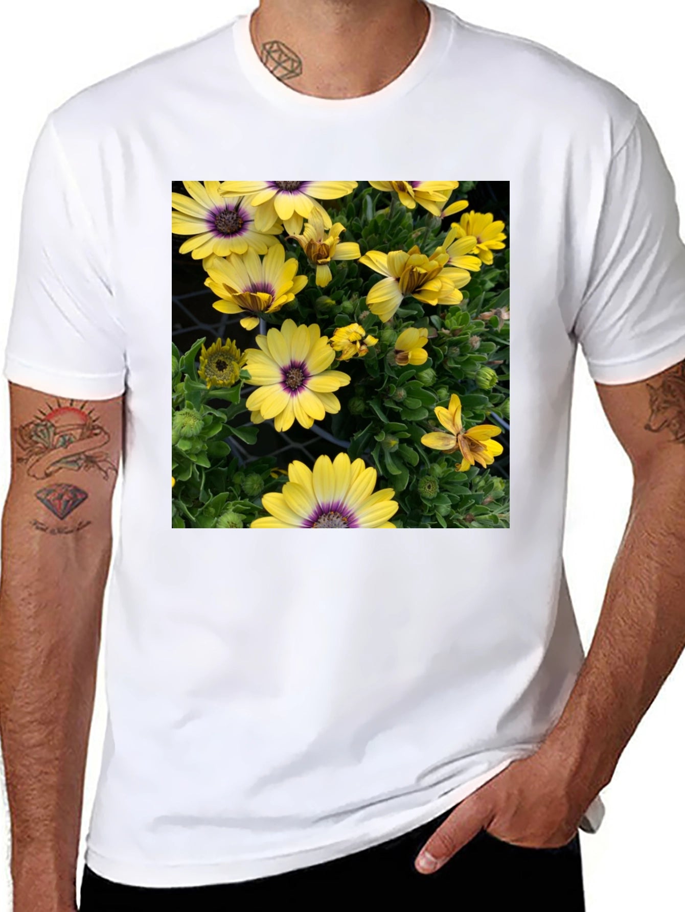 Floral Graphic T-Shirt - Yellow Daisy Print