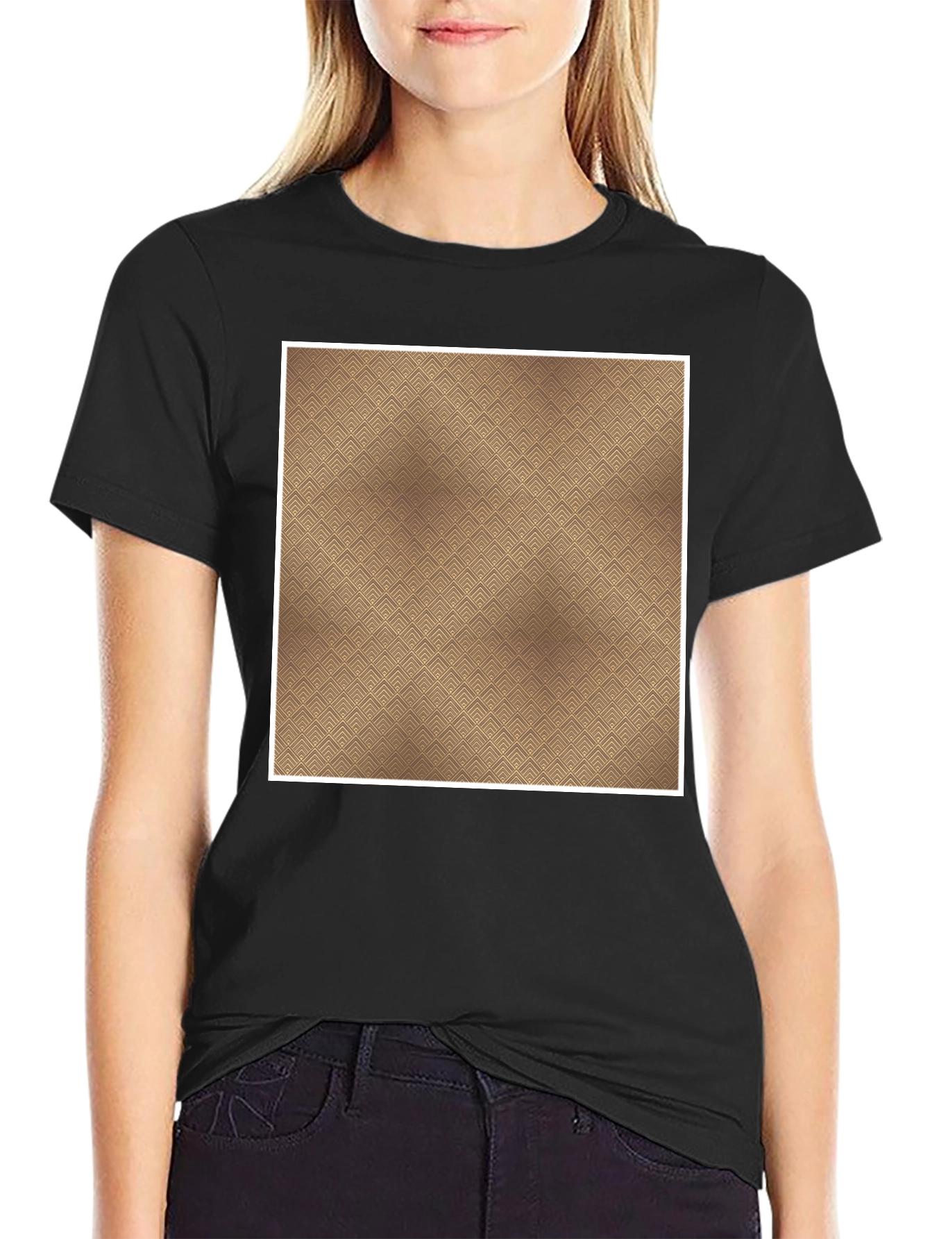 Patterned Tee: Modern Style Casual Comfort