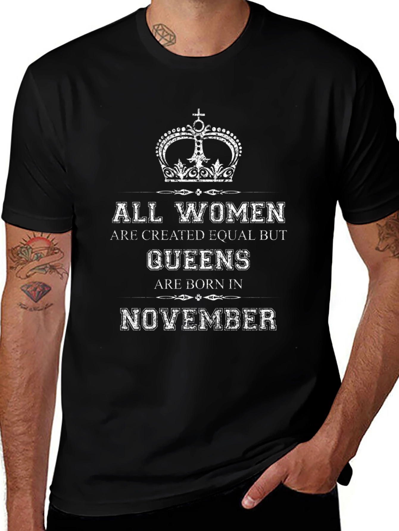 All Women Queens Born in November T-Shirt